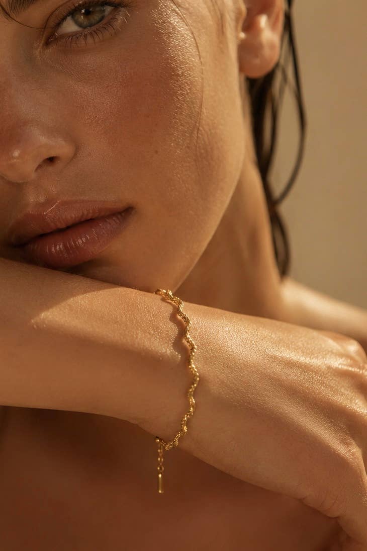 Wavy Stainless Steel Bracelet 324AQ532: Gold / 100% Stainless steel