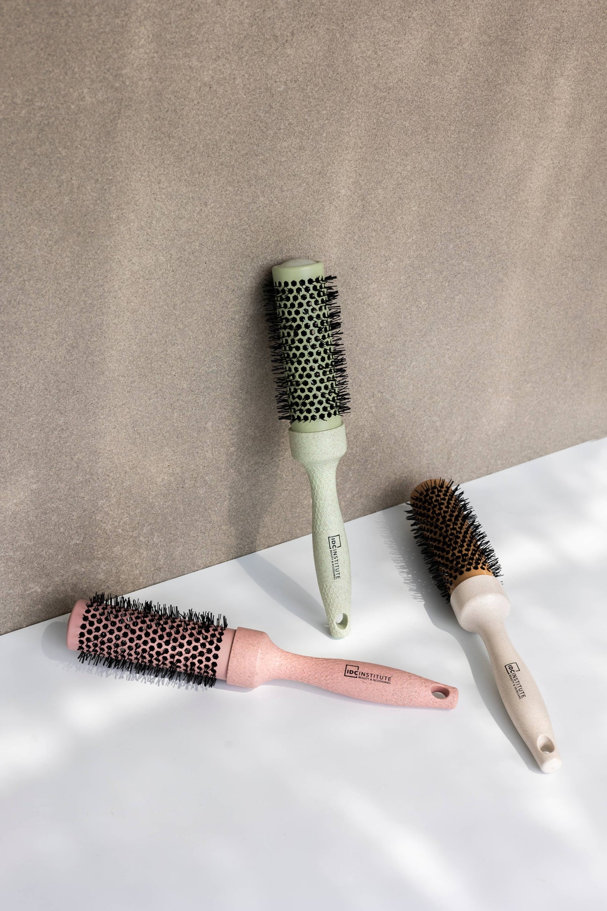 Idc Institute Natural Fiber Thermal Brush