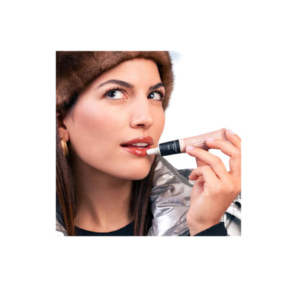 The Pionears Teddy Lip Jelly – A vegan retinol lip tint with Bakuchiol, offering hydration, a chocolate tint, and praline flavor for nourished, plump lips.